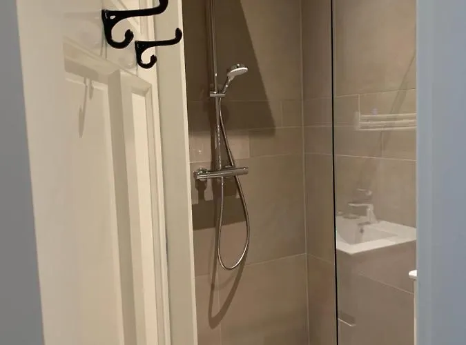 De Vossenheuvel فندق